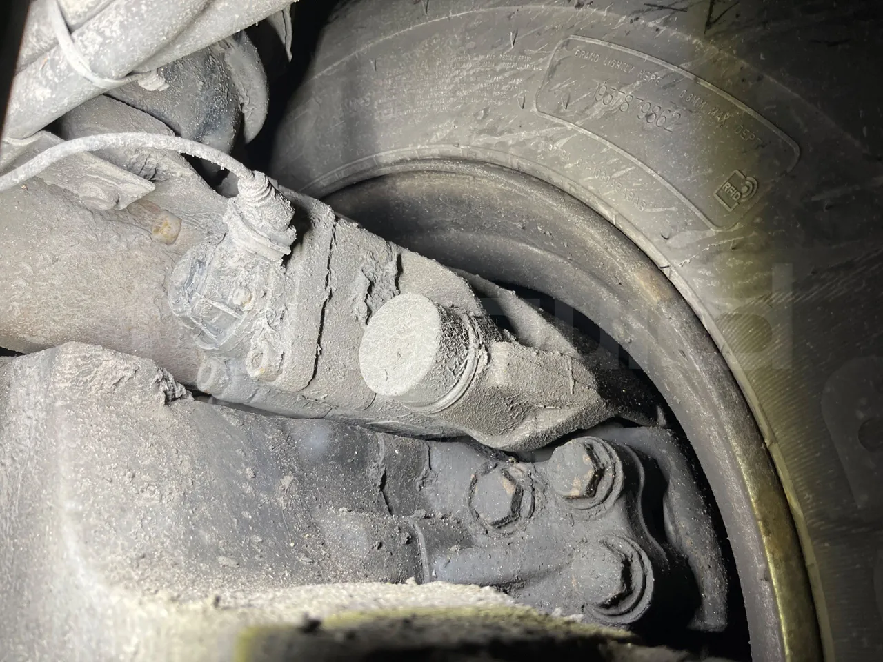 Mercedes-Benz Conecto 628B02-BD1GKEB/ Euro 6 - 265 Kw - 17.956 Mt - axle 2 caliper brakes right