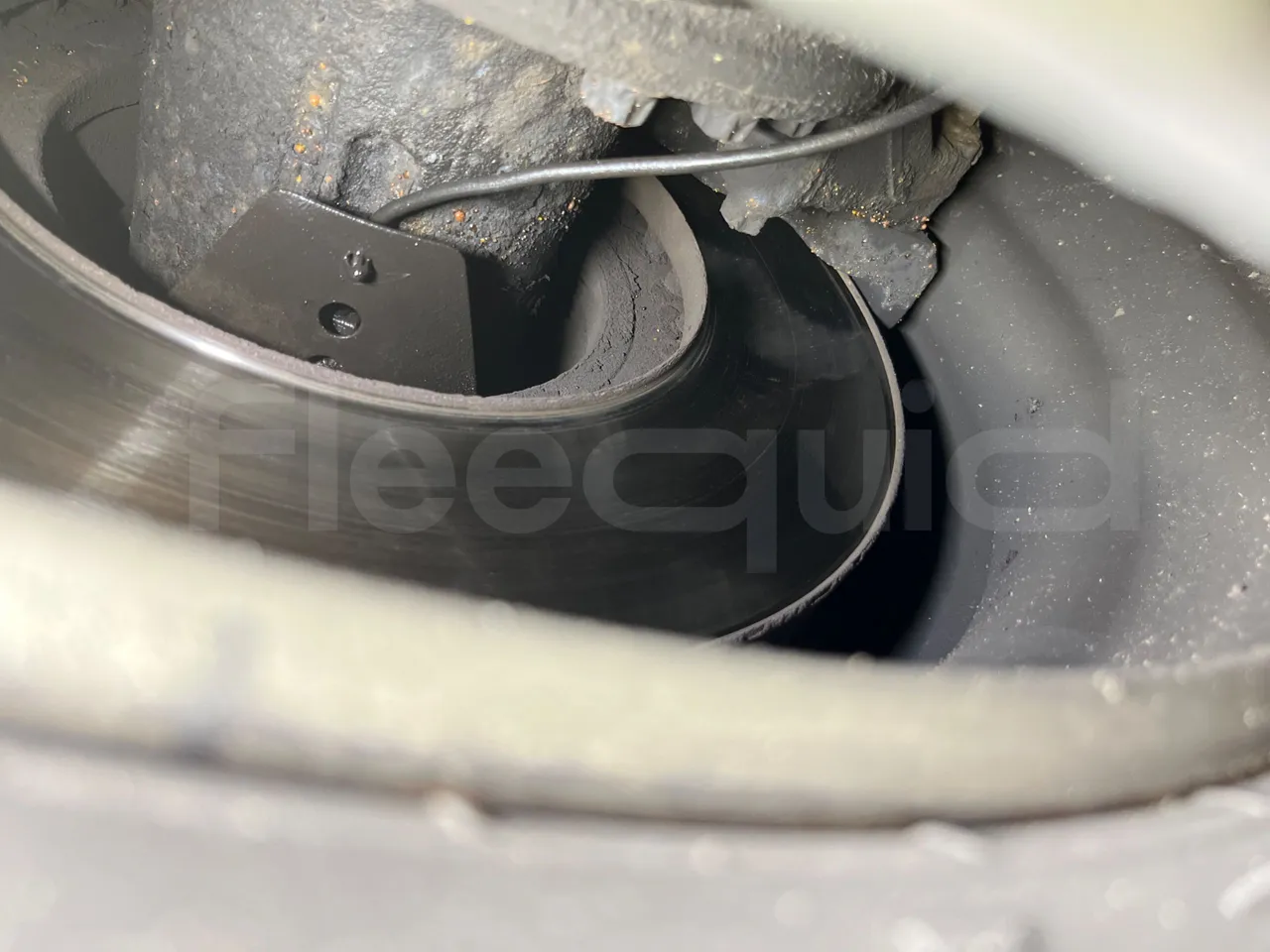 Mercedes-Benz Conecto 628B02-BD1GKEB/ Euro 6 - 265 Kw - 17.956 Mt - axle 2 discs left
