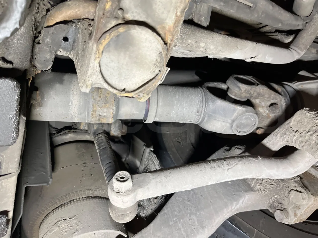 Mercedes-Benz Conecto 628B02-BD1GKEB/ Euro 6 - 265 Kw - 17.956 Mt - driveshaft photo