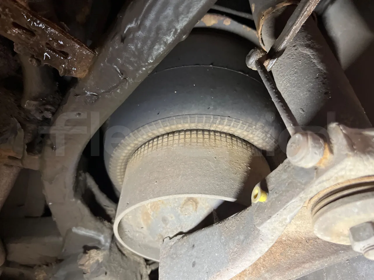 Mercedes-Benz Conecto 628B02-BD1GKEB/ Euro 6 - 265 Kw - 17.956 Mt - axel 3 shock absorbers 2 left