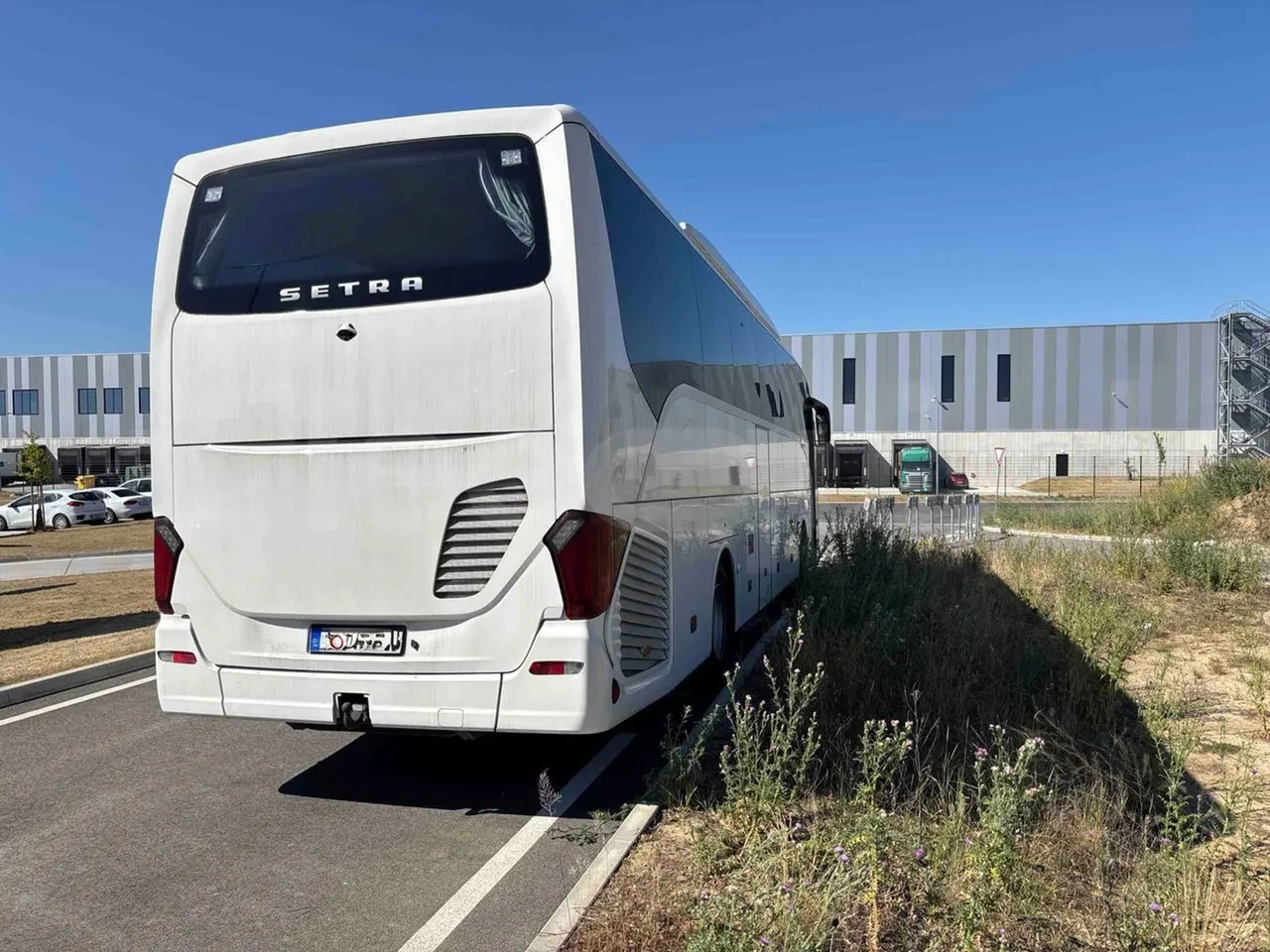 Setra S515 - 3/4 right rear doors closed
