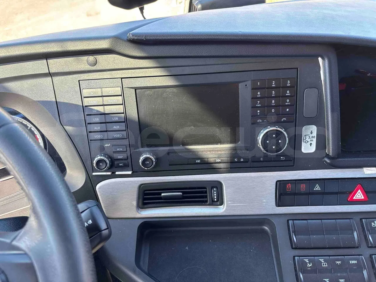 Setra S515 - radio accessories photo