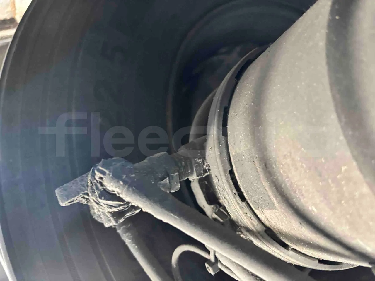 Setra S515 - axle 2 caliper brakes left