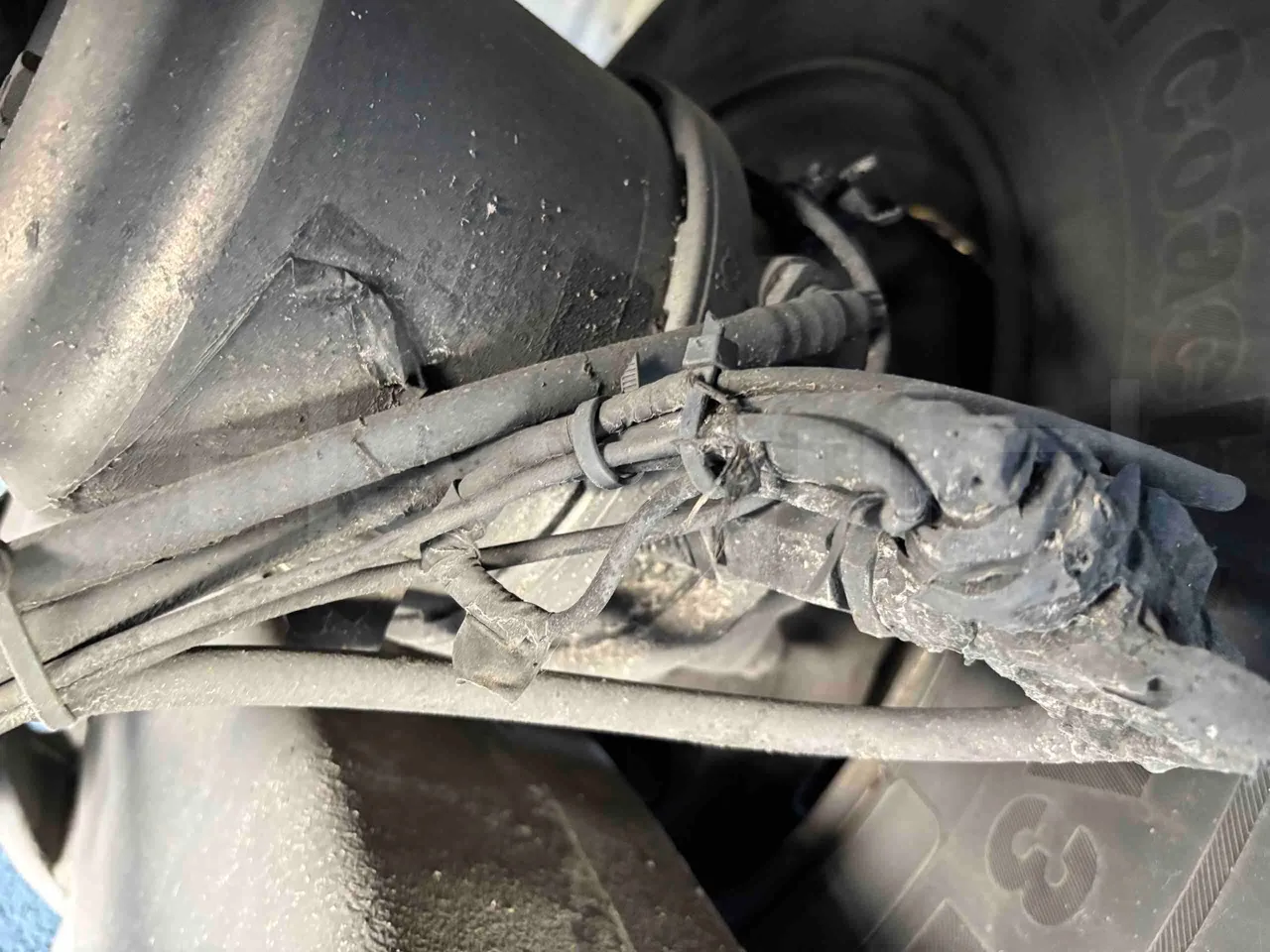 Setra S515 - axle 2 caliper brakes right