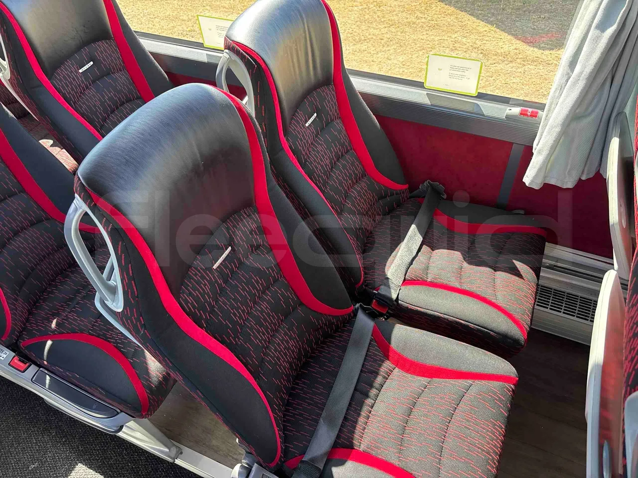 Setra S515 - central seat safety belt
