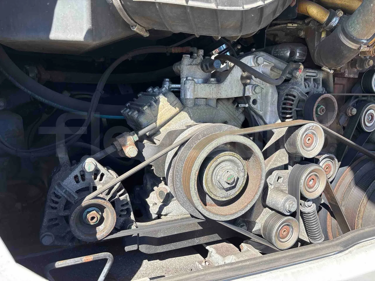 Setra S515 - air conditioning compressor