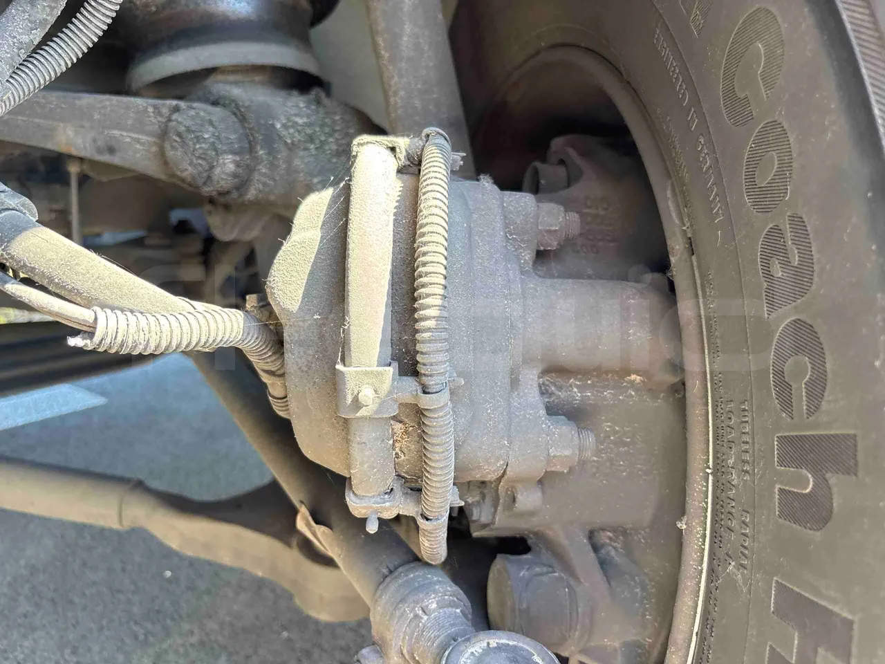 Setra S515 - front brake calipers left