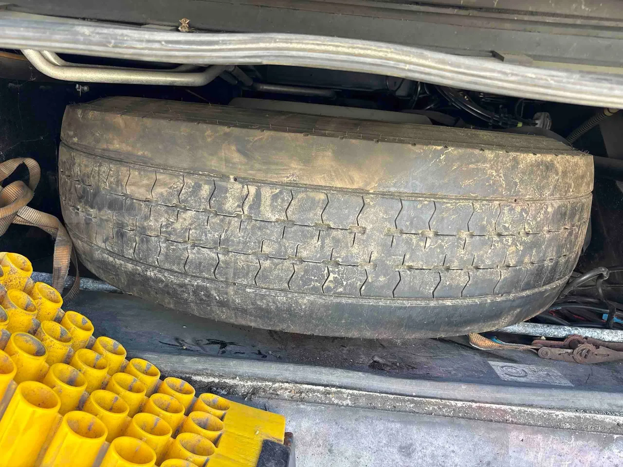 Setra S515 - spare wheel