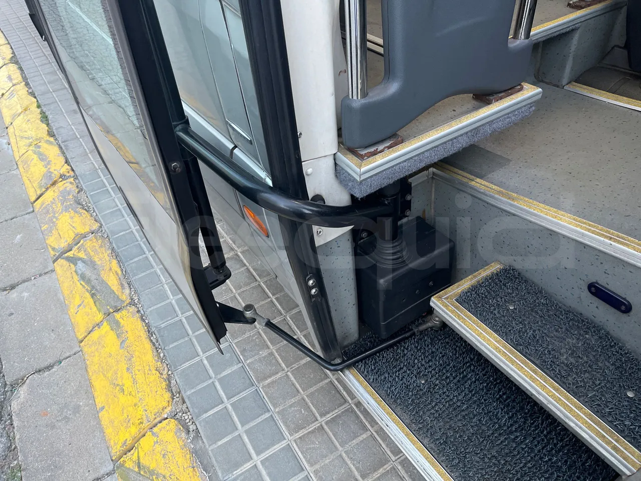 Mercedes-Benz Sprinter Noge - EUR6 - 140kW - 7.544m - door mechanism photo