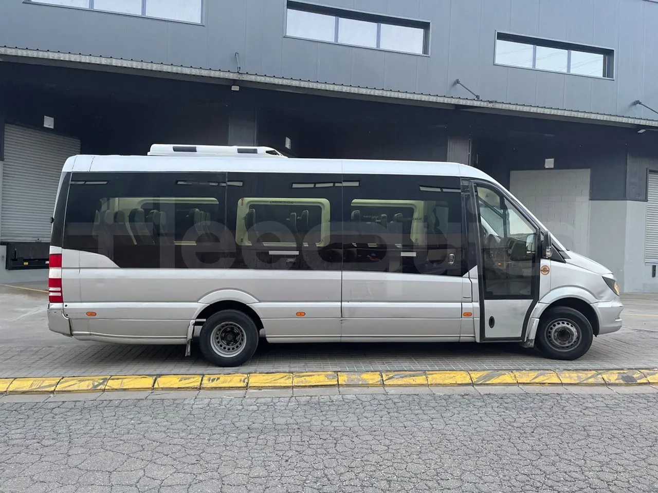 Mercedes-Benz Sprinter Noge - EUR6 - 140kW - 7.544m - right side doors closed