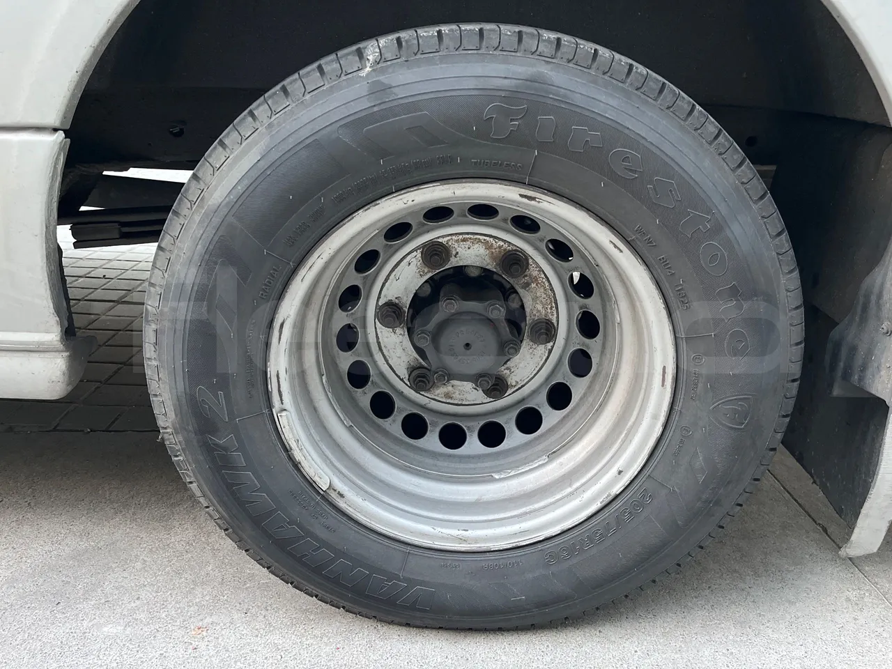 Mercedes-Benz Sprinter Noge - EUR6 - 140kW - 7.544m - rear left tire photo