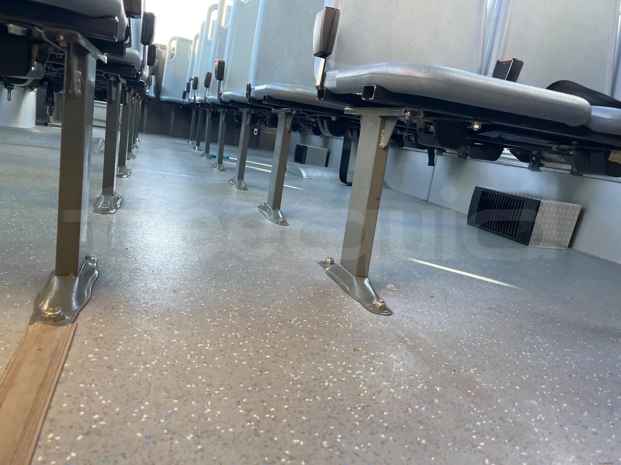 Mercedes-Benz Sprinter 519CDI - EUR5 - 140kW - 7.930m - seat brackets photo