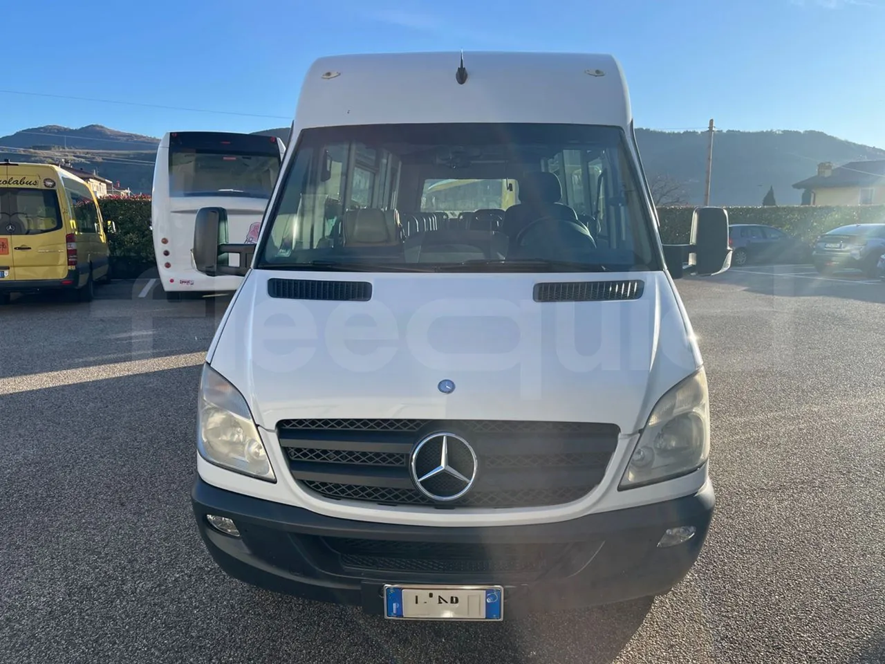 Mercedes-Benz Sprinter 519CDI - EUR5 - 140kW - 7.930m - front photo
