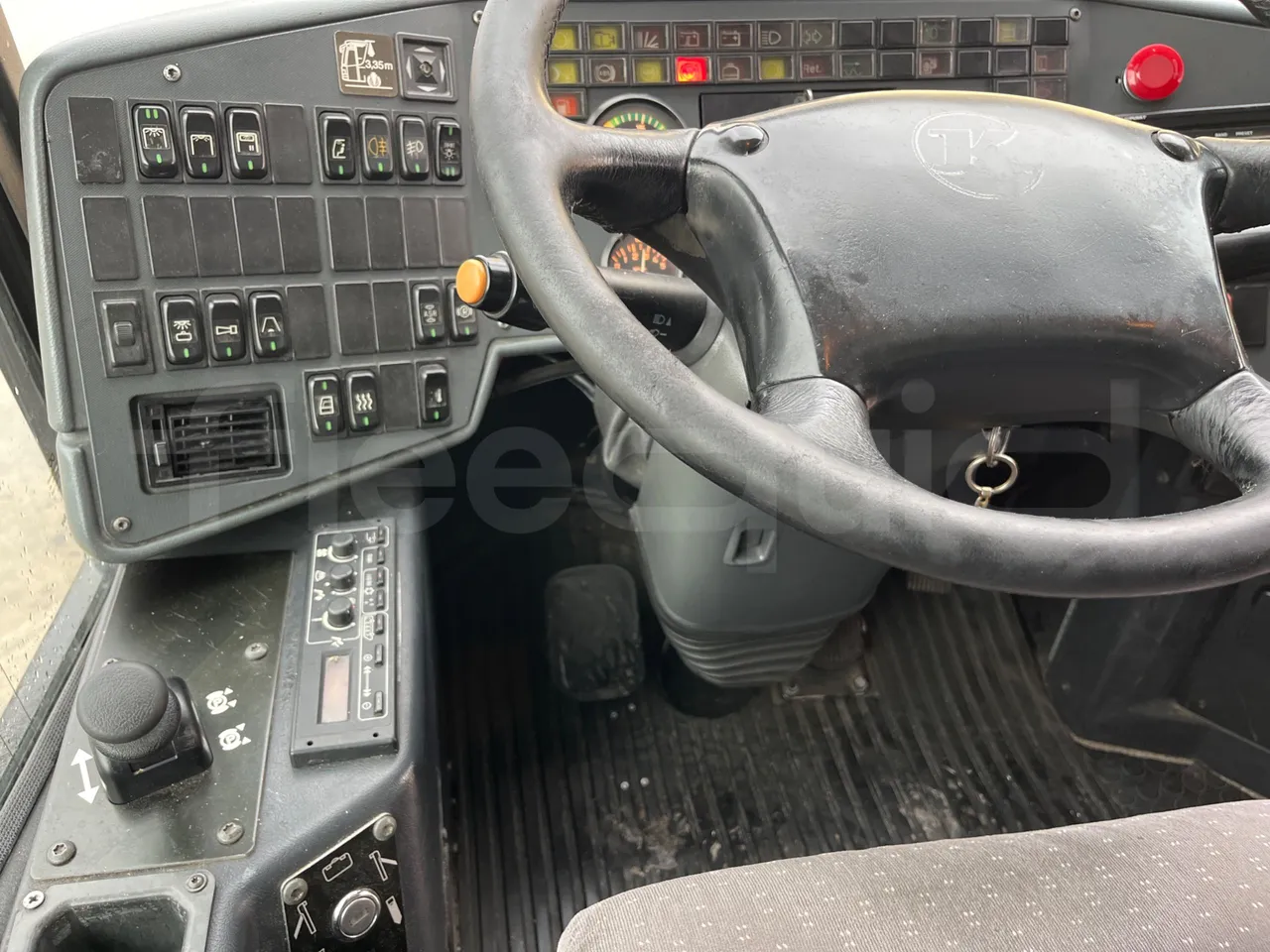 Setra S315 GT/ Euro 3 - 260 Kw - 12 Mt - onboard devices 1