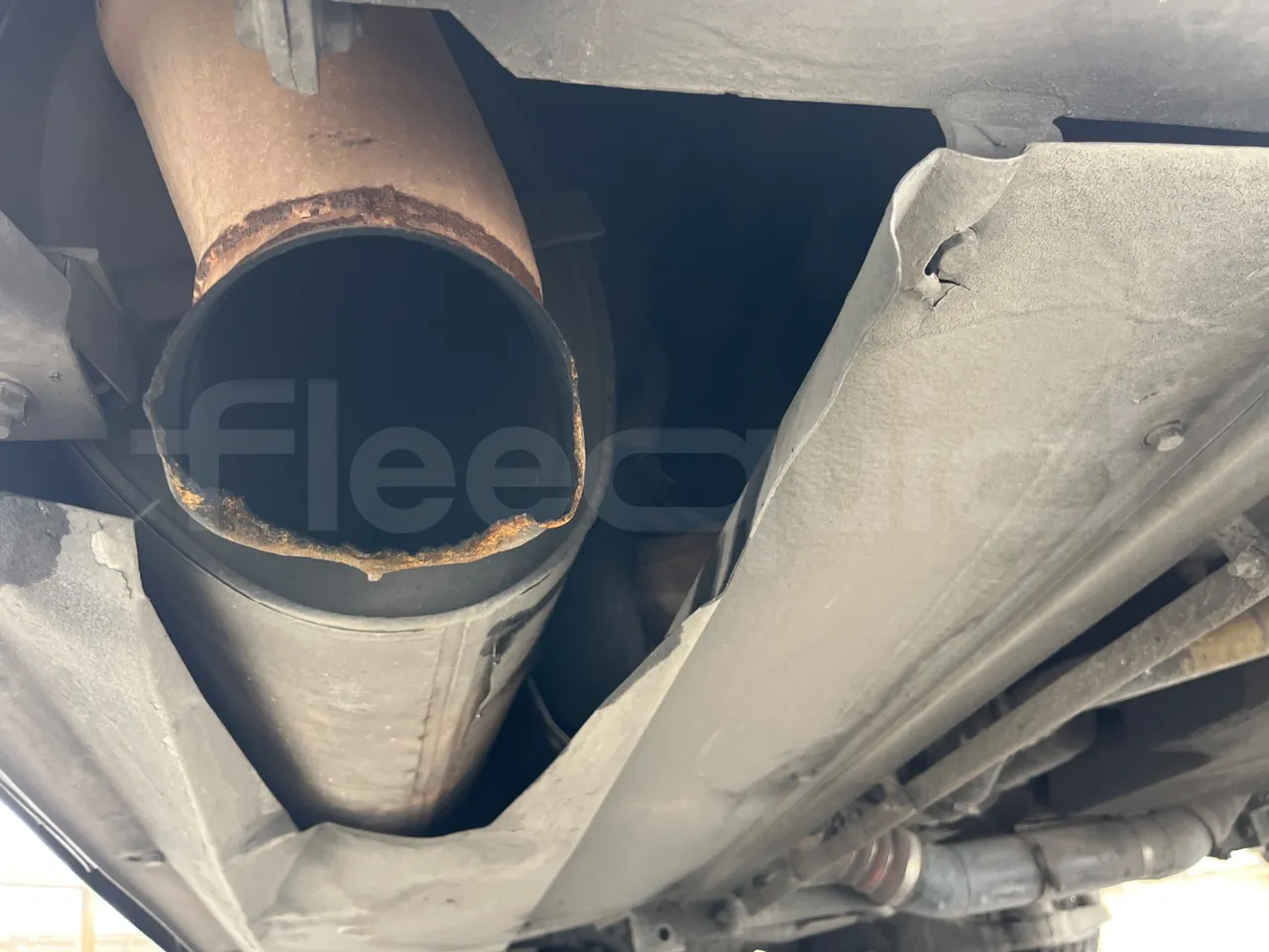 Setra S315 GT/ Euro 3 - 260 Kw - 12 Mt - exhaust photo