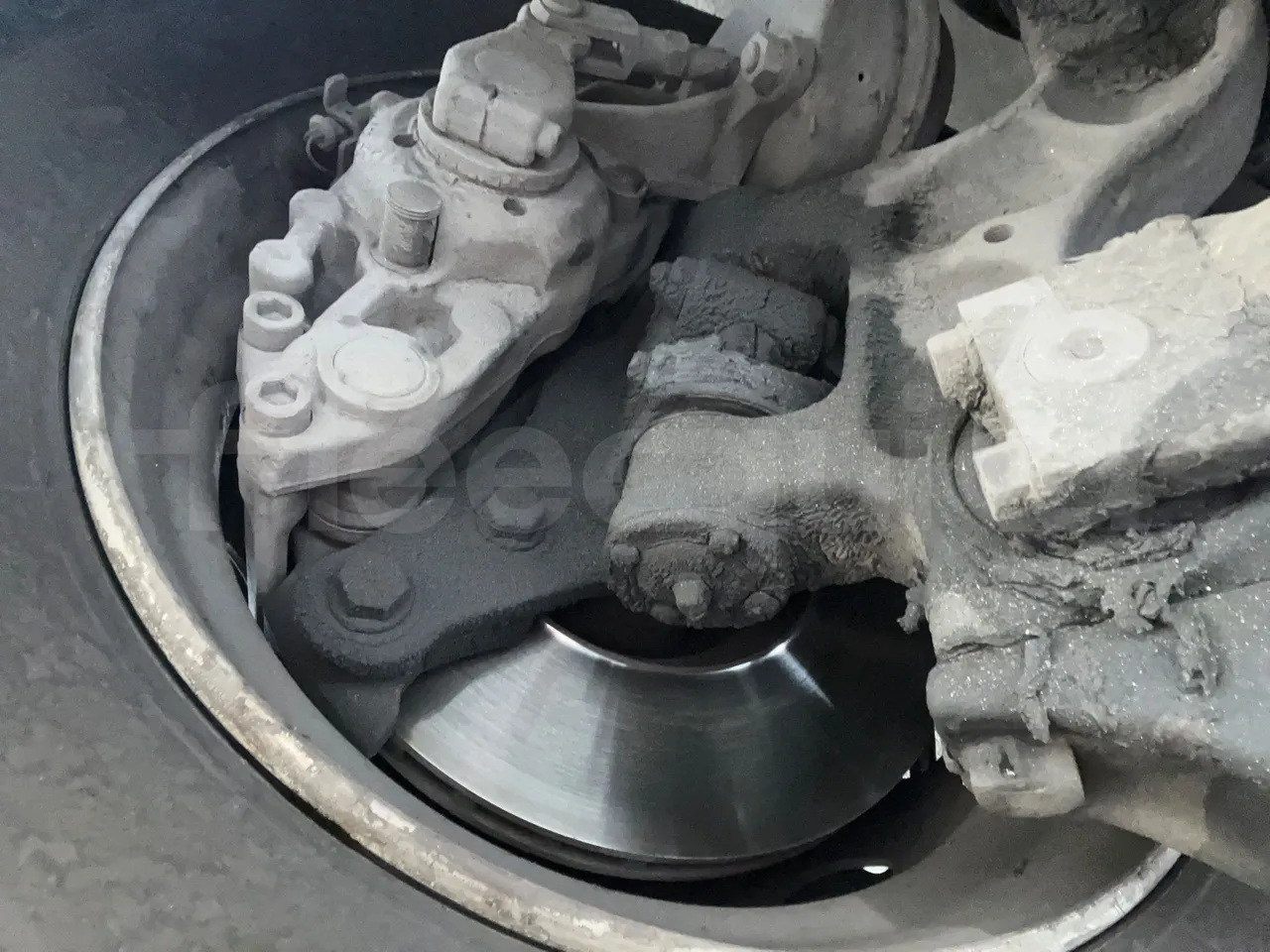 Setra S315 GT/ Euro 3 - 260 Kw - 12 Mt - front discs left