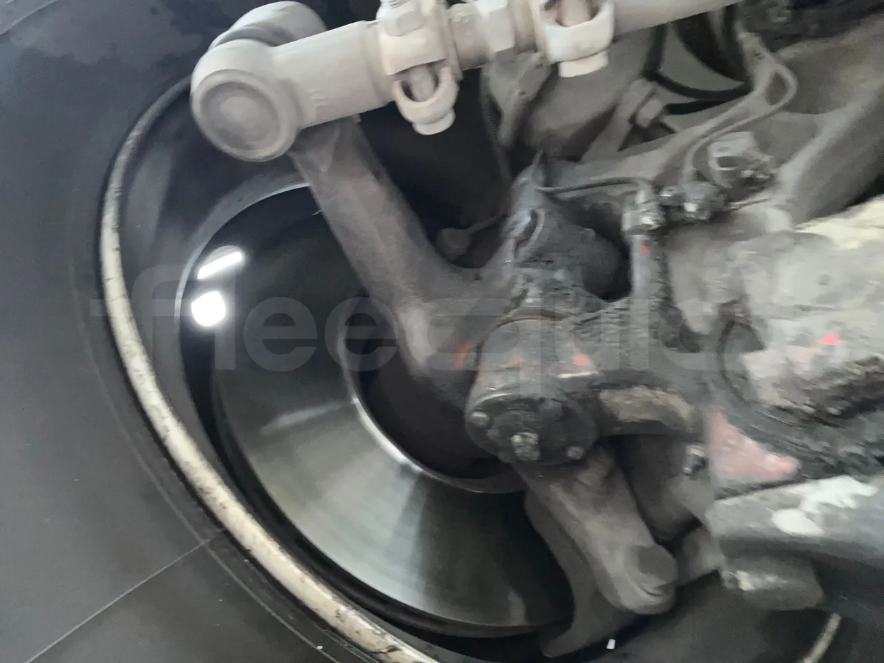 Setra S315 GT/ Euro 3 - 260 Kw - 12 Mt - front discs right