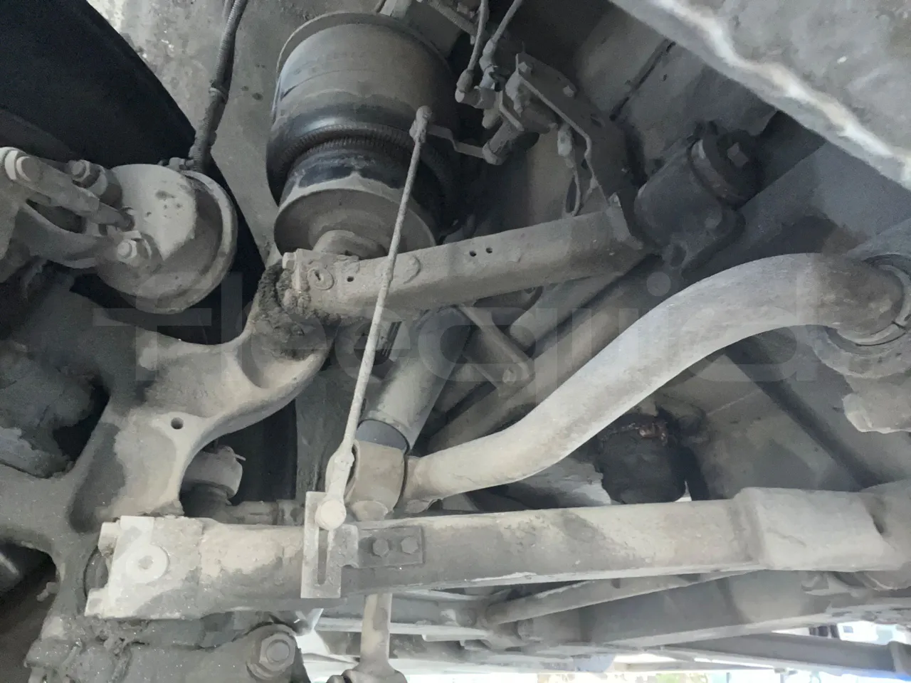 Setra S315 GT/ Euro 3 - 260 Kw - 12 Mt - front shock absorbers left