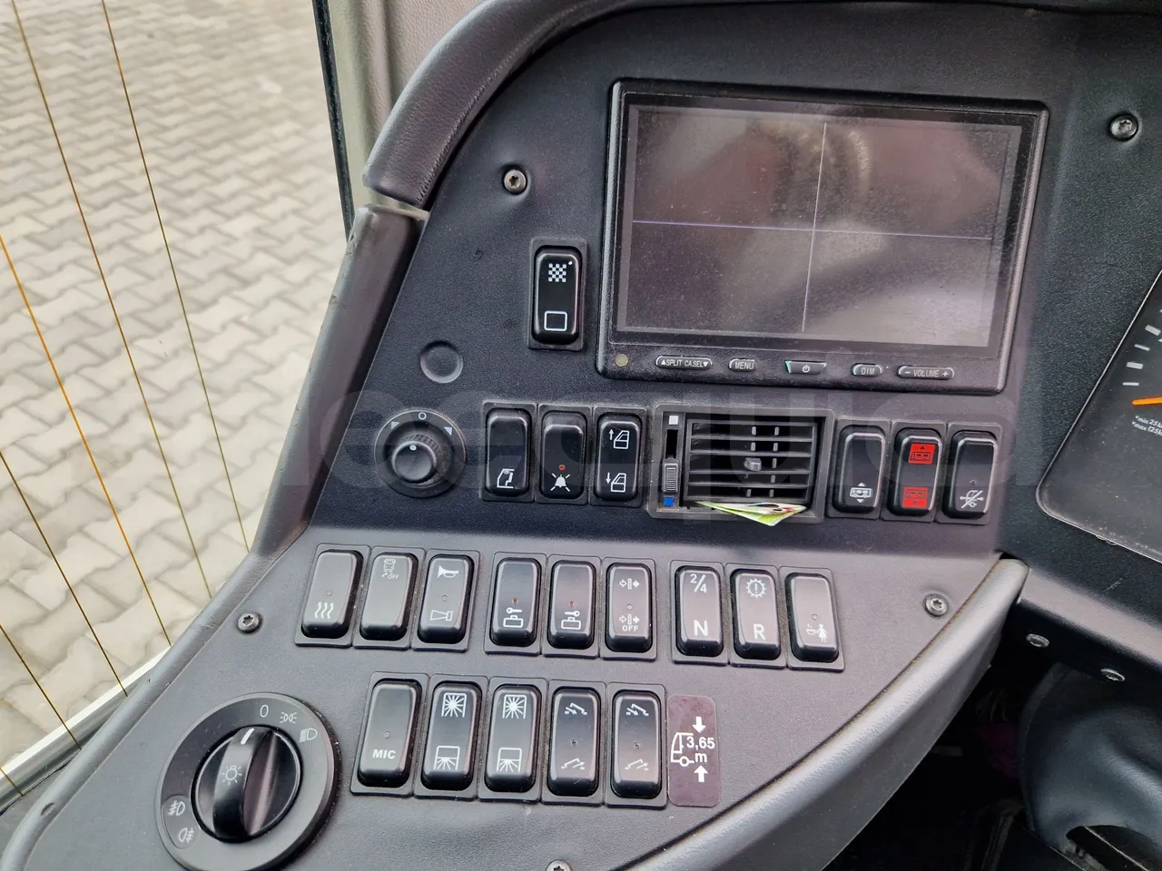 Mercedes-Benz Tourismo RHD 632 01 - EUR6 - 290kW - 12.96m - onboard devices 2