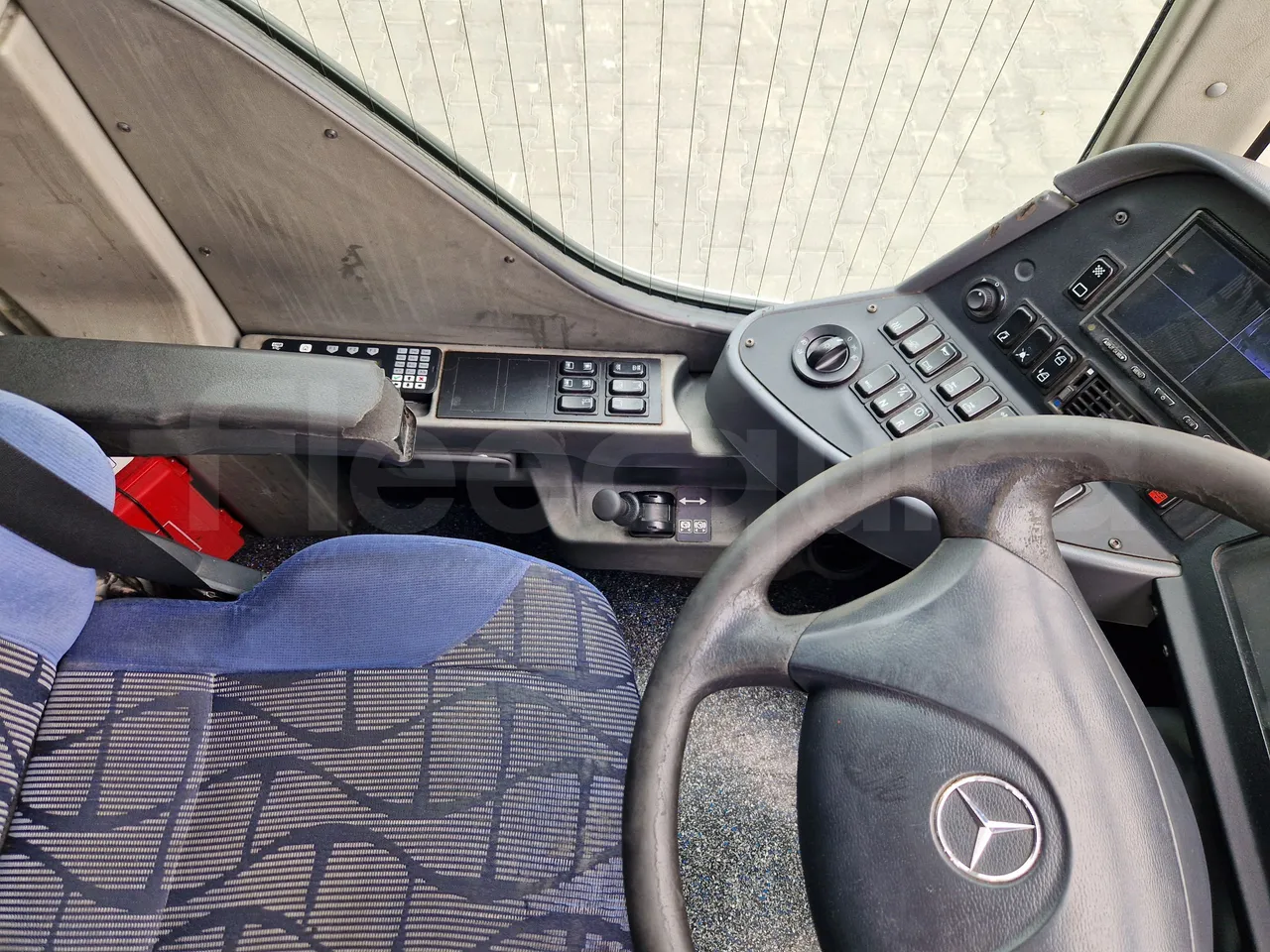 Mercedes-Benz Tourismo RHD 632 01 - EUR6 - 290kW - 12.96m - onboard devices 3