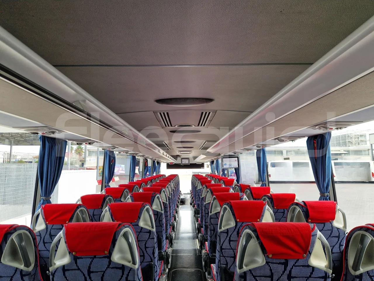 Mercedes-Benz Tourismo RHD 632 01 - EUR6 - 290kW - 12.96m - forward view all seats last row height