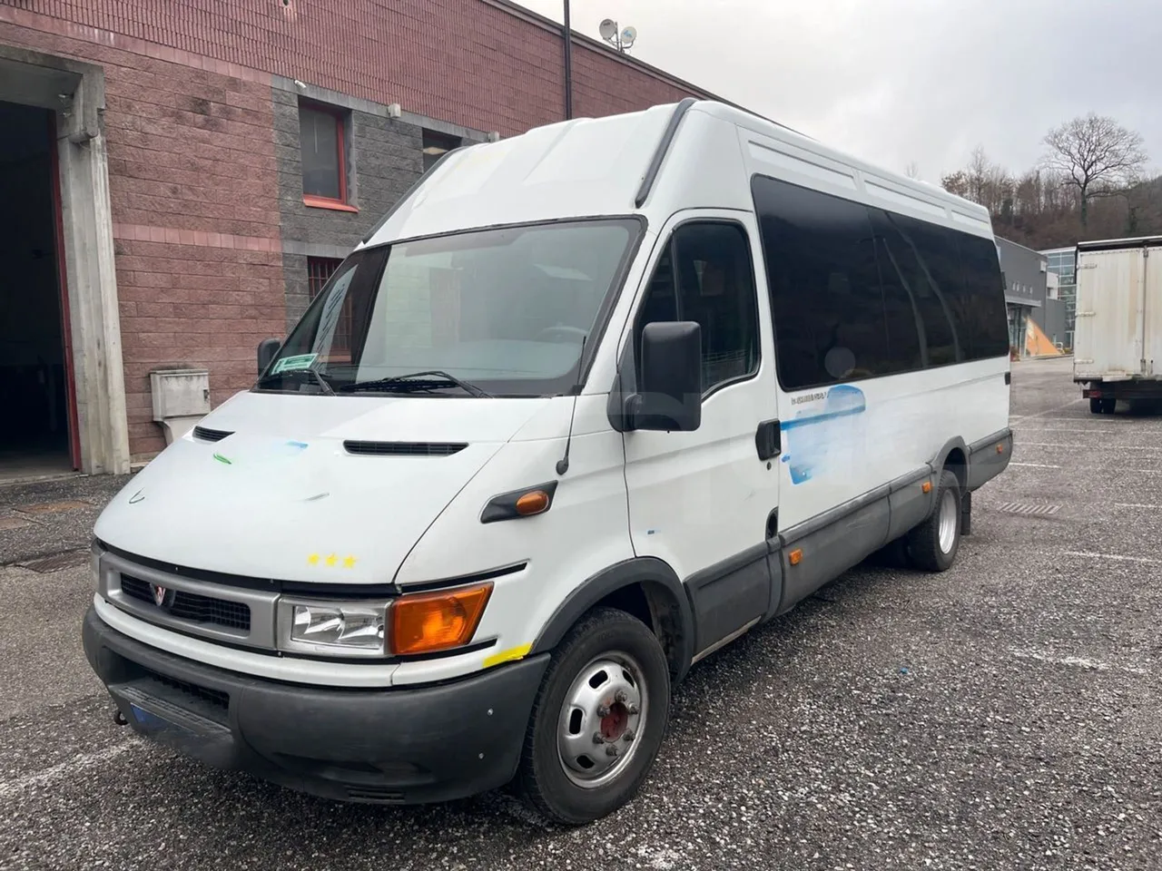 Iveco Daily A50C15 - Euro3 - 107kW - 6.900mt - 3/4 front left