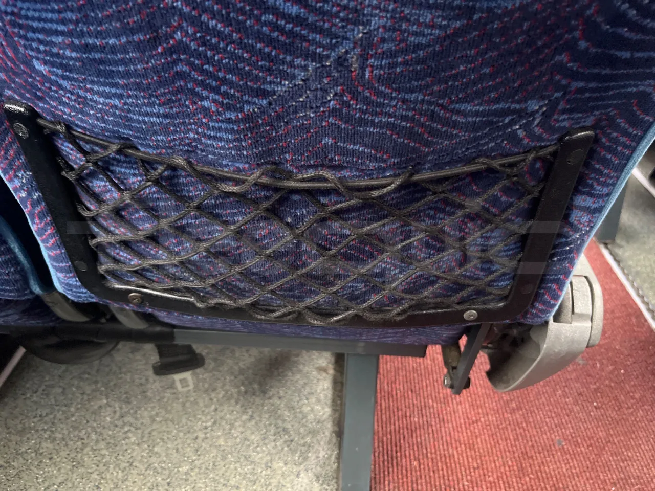 Iveco Daily A50C15 - Euro3 - 107kW - 6.900mt - mesh detail photo