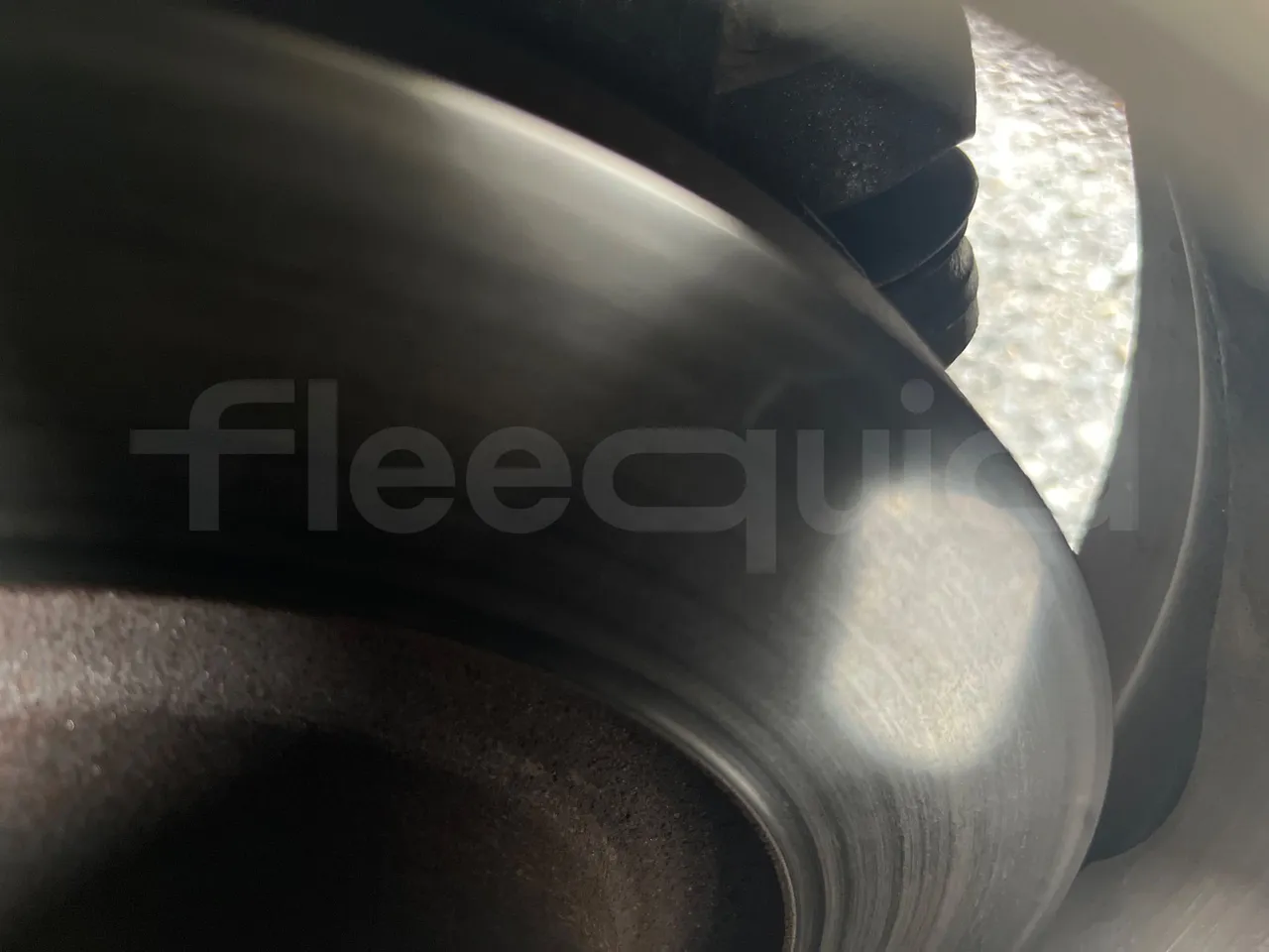 Iveco Daily A50C15 - Euro3 - 107kW - 6.900mt - front discs right