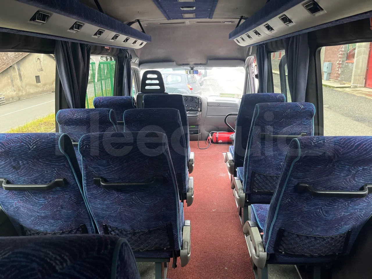 Iveco Daily A50C15 - Euro3 - 107kW - 6.900mt - forward view all seats last row height