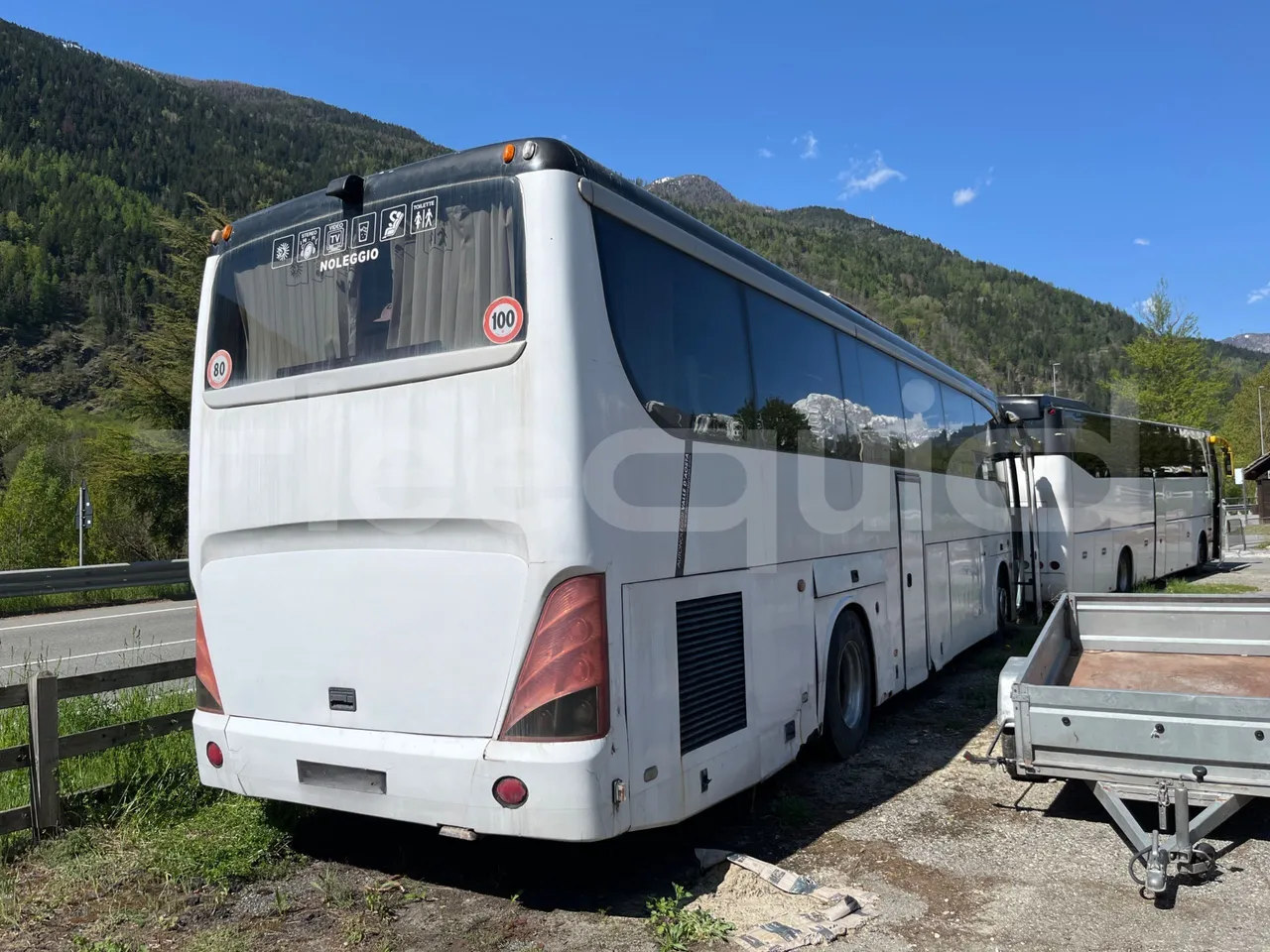 Guangtong Guangtong G 124D - EUR3 - 235.3kW - 11.97m - 3/4 right rear doors closed