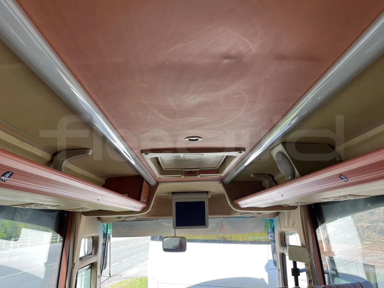 Guangtong Guangtong G 124D - EUR3 - 235.3kW - 11.97m - roof hatch 1