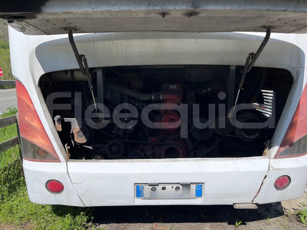 Guangtong Guangtong G 124D - EUR3 - 235.3kW - 11.97m - rear hatch open (mandatory  for bus to scrap)