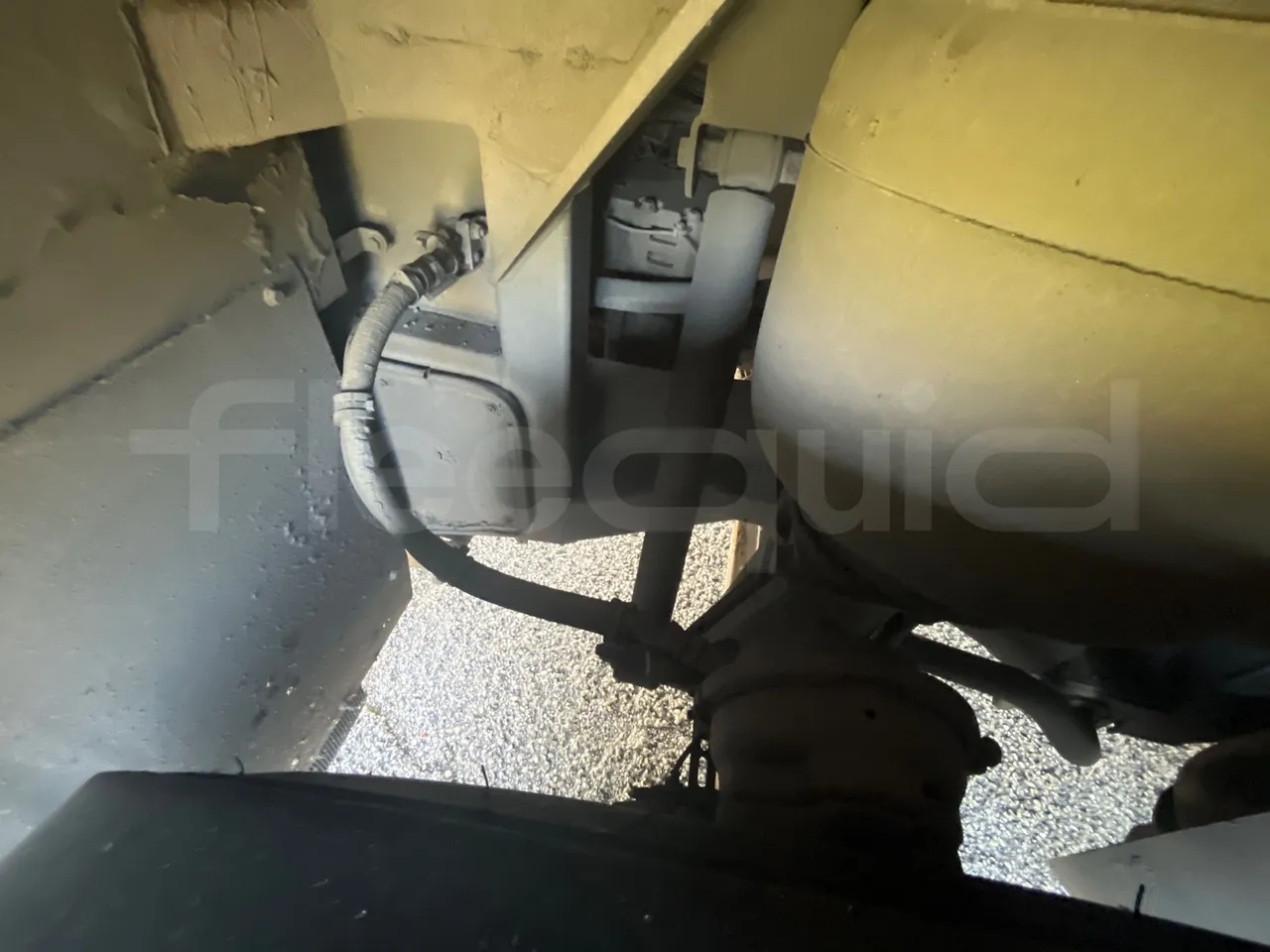 Volvo Barbi Genesis HDHV -EUR3 -309kW -13.81m - axel 3 caliper brakes right