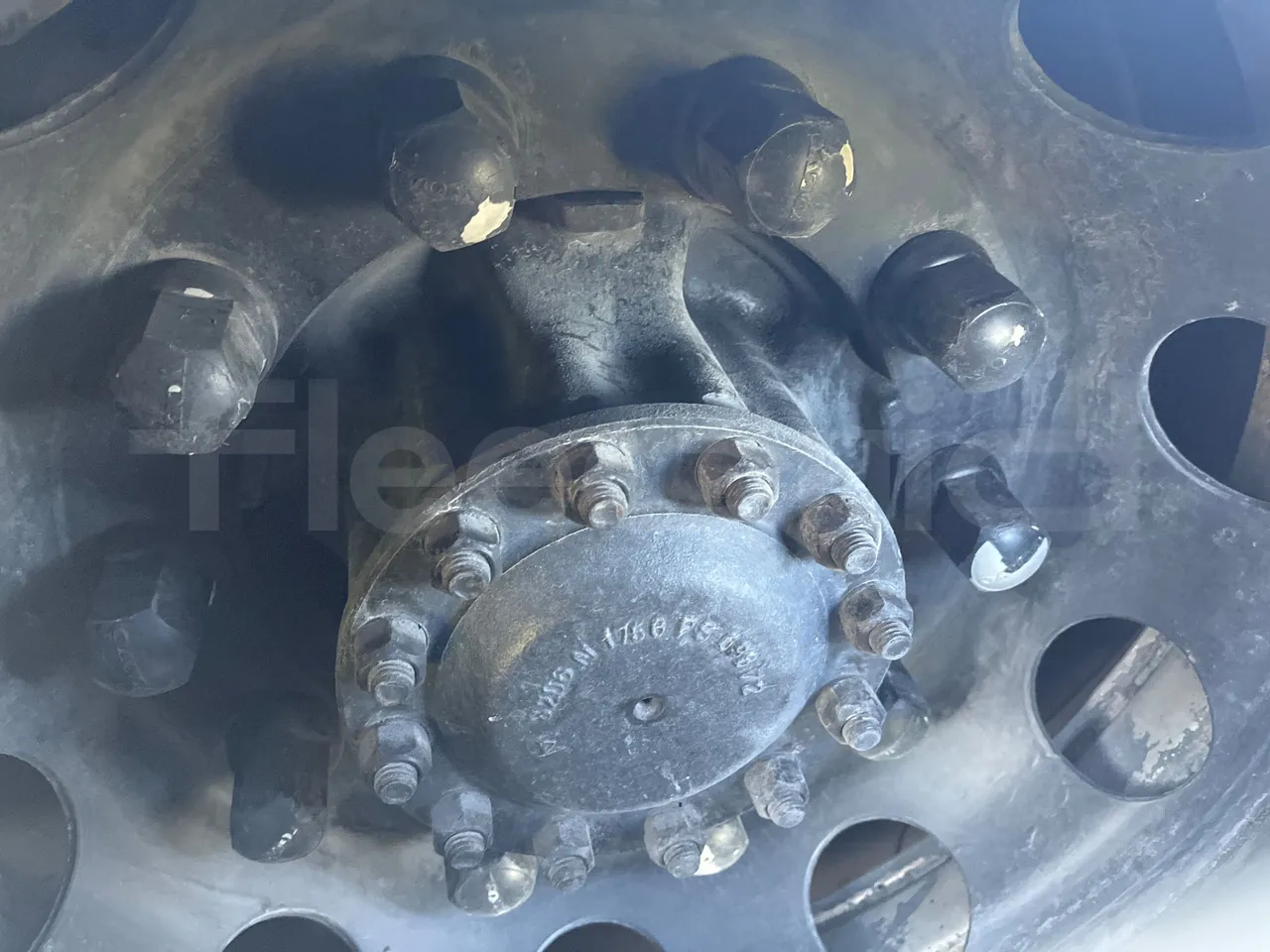 Volvo Barbi Genesis HDHV -EUR3 -309kW -13.81m - axle 2 discs right