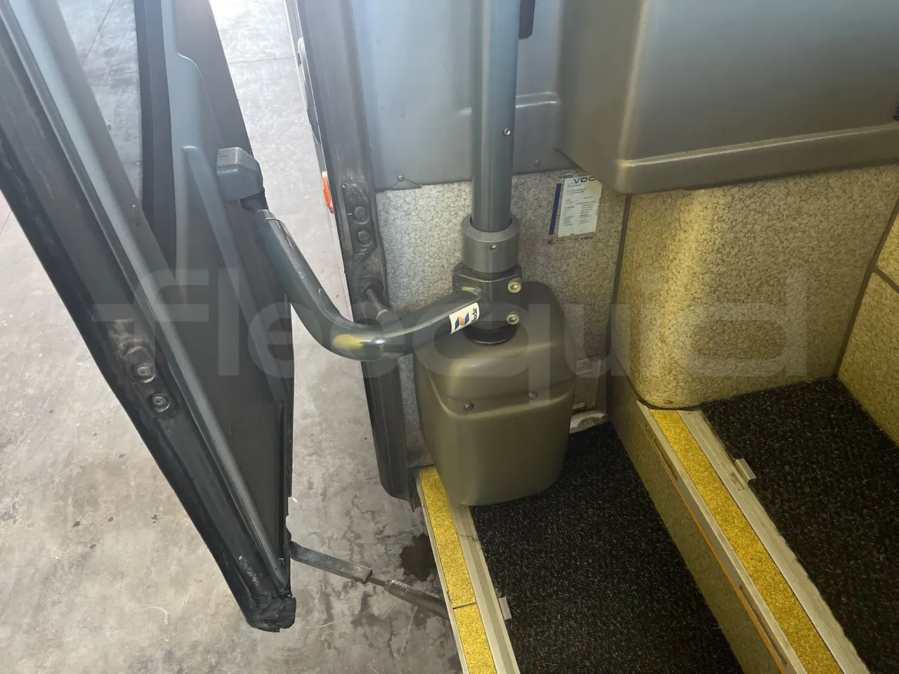 Volvo Barbi Genesis HDHV -EUR3 -309kW -13.81m - door mechanism photo