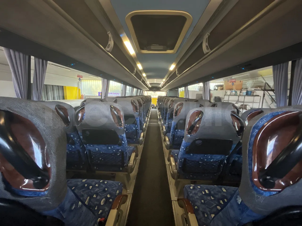 Volvo Barbi Genesis HDHV -EUR3 -309kW -13.81m - forward view all seats last row height