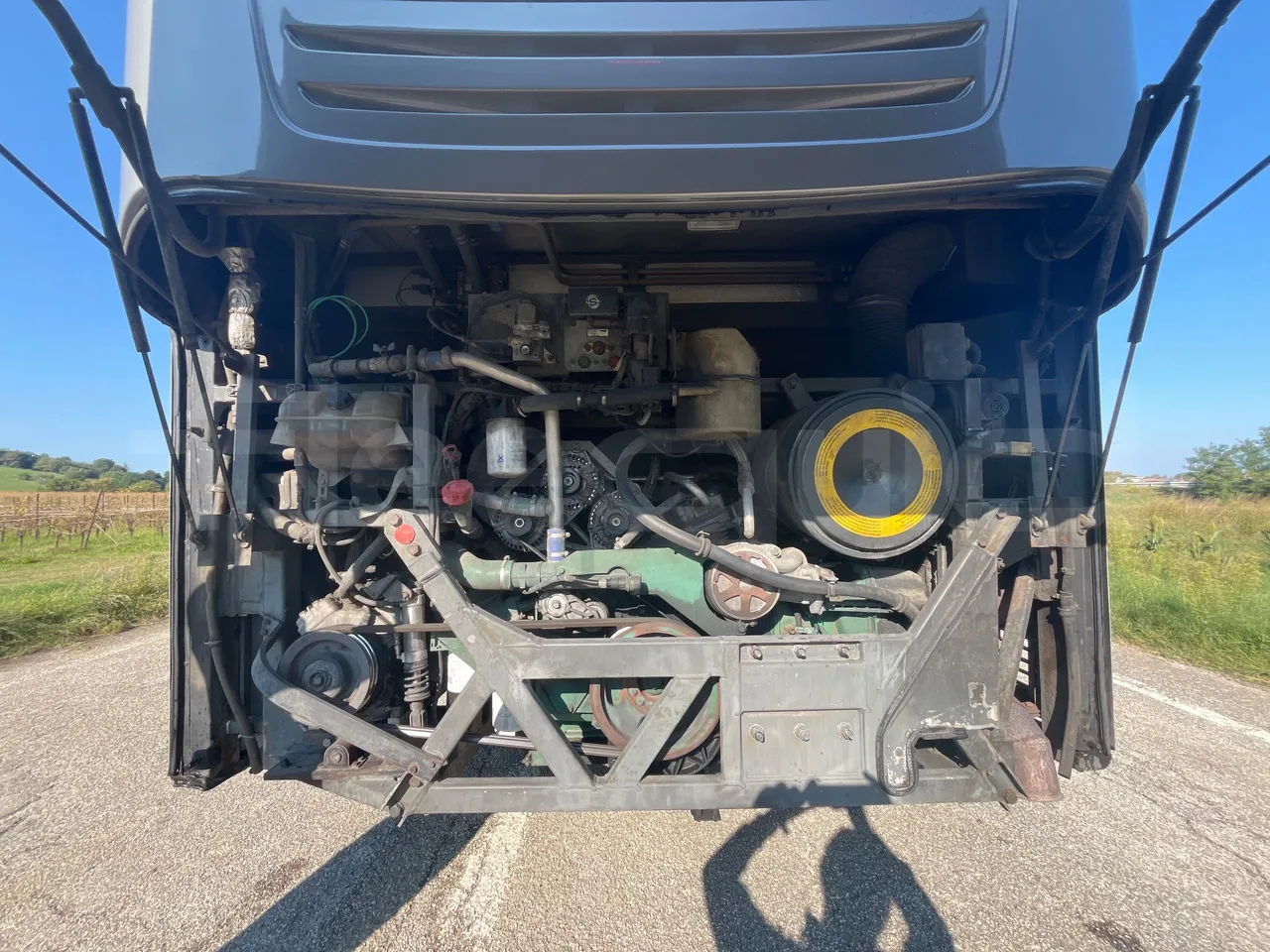 Volvo Barbi Genesis HDHV -EUR3 -309kW -13.81m - rear hatch open