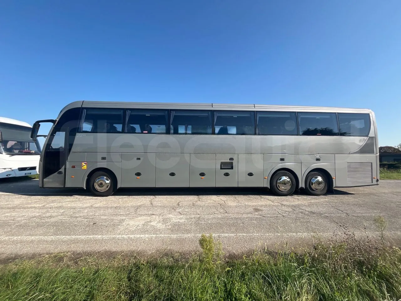 Volvo Barbi Genesis HDHV -EUR3 -309kW -13.81m - left side photo
