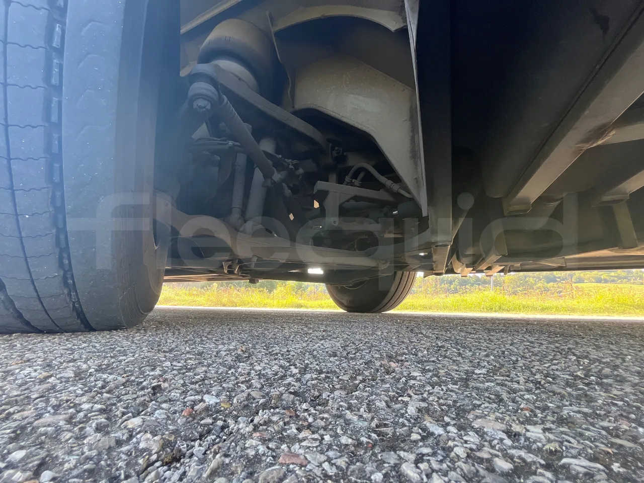 Volvo Barbi Genesis HDHV -EUR3 -309kW -13.81m - front axle right side