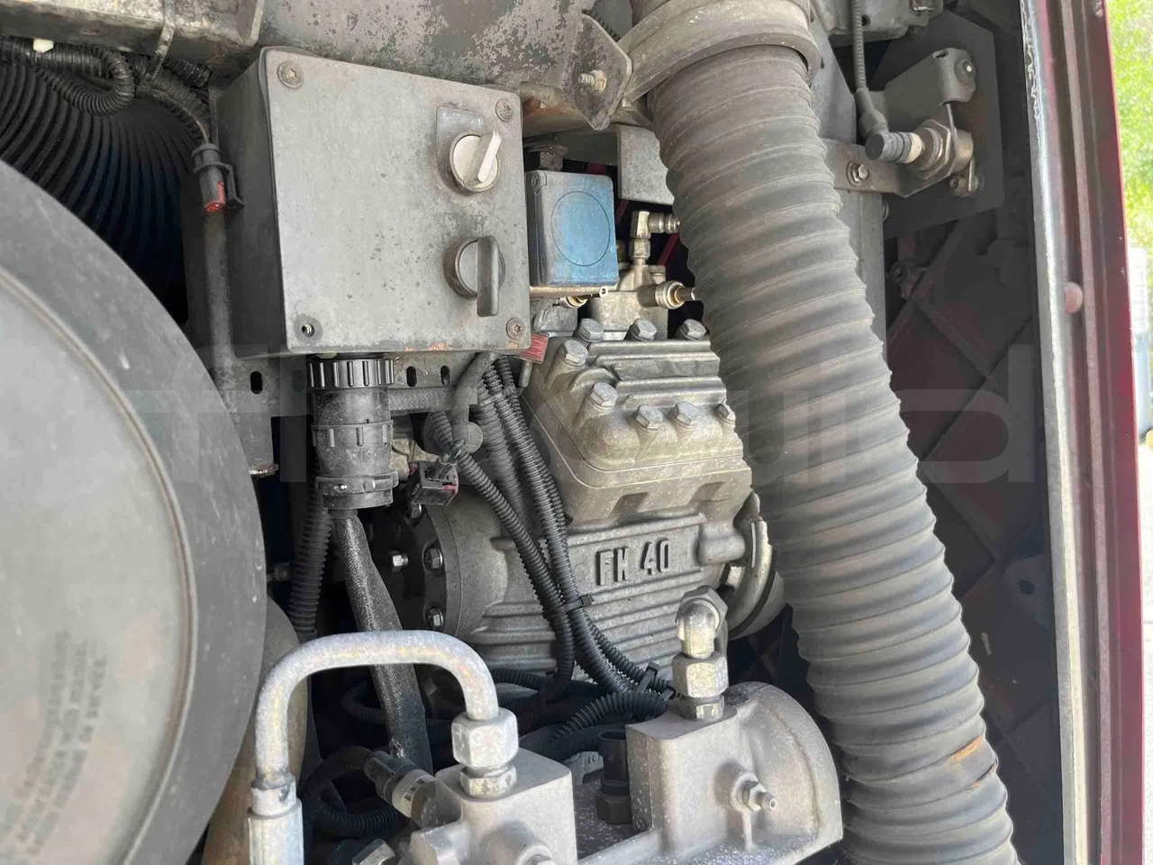 Iveco Citelis - Air Conditioning Compressor