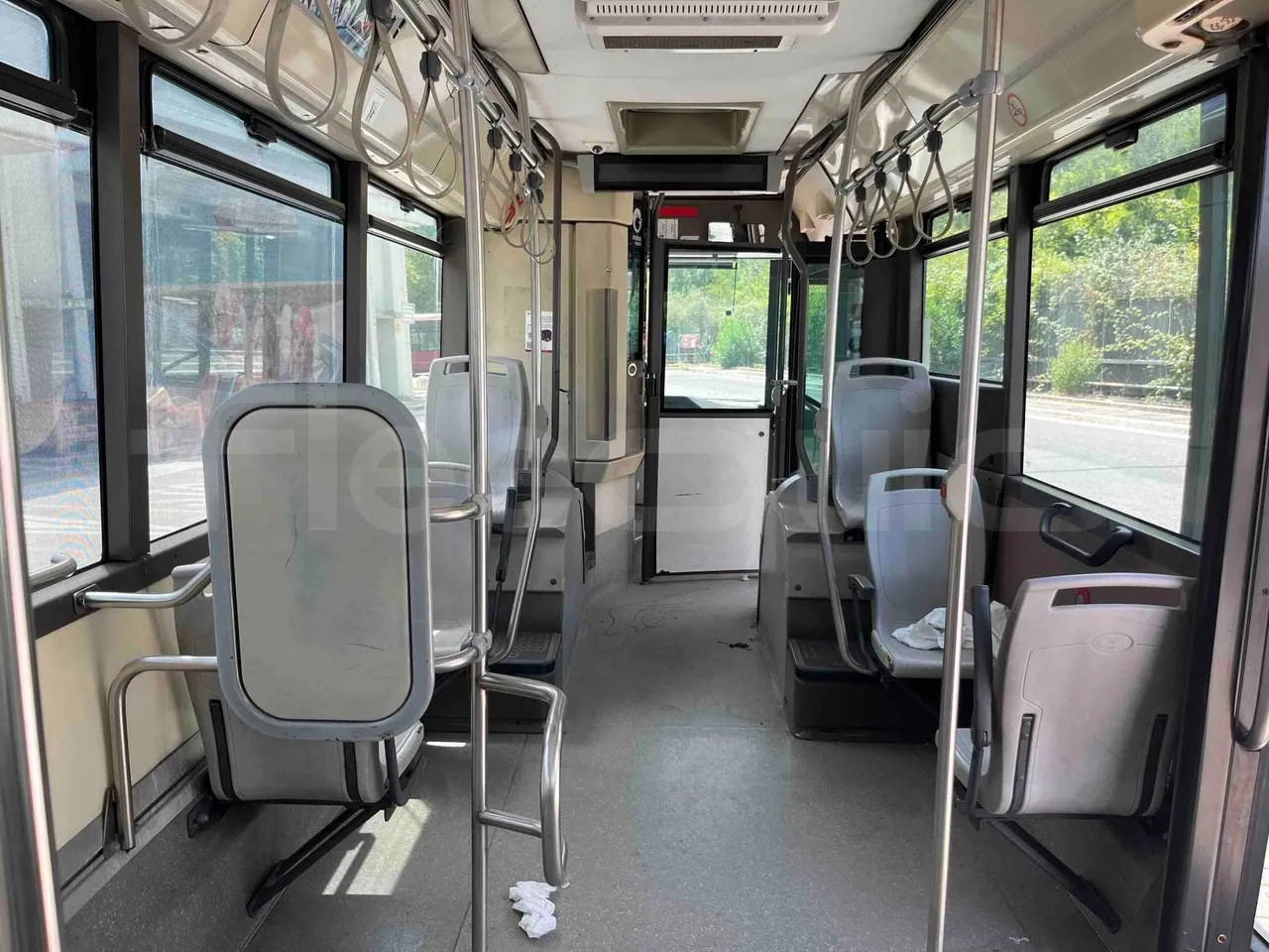 Iveco Citelis - Forward Seats From Middle Position