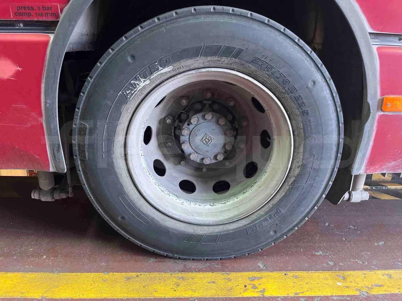 Iveco Citelis - Second Axle Left Side: Tyre Size