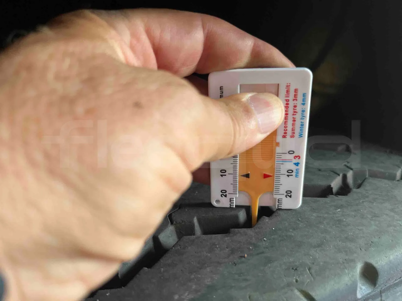 Iveco Citelis - Second Axle Left Side: Tyre Tread
