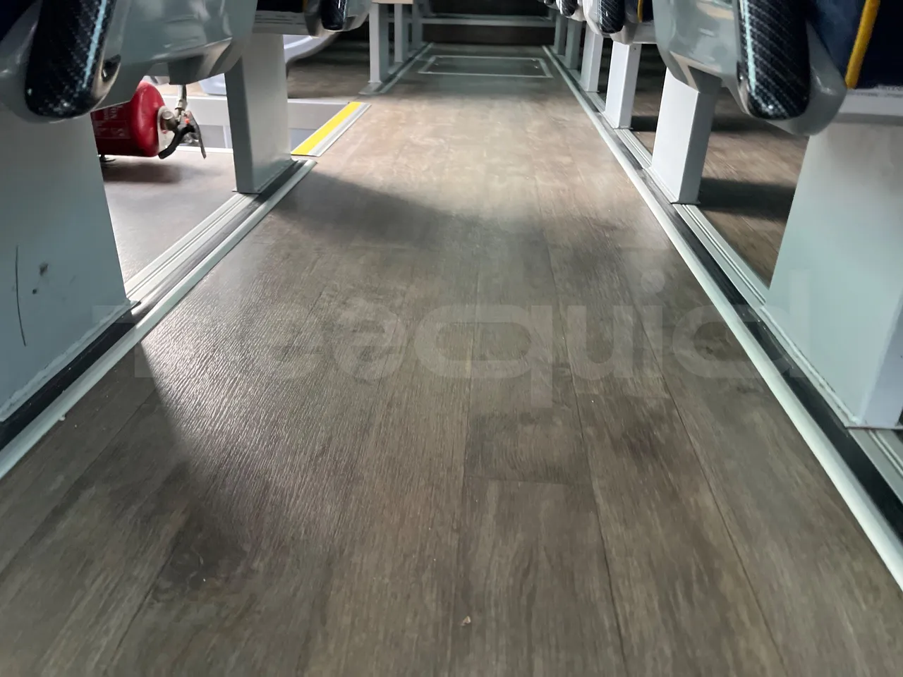 Iveco Indcar Next - EUR6 - 185kW - 9.390m - seat brackets photo