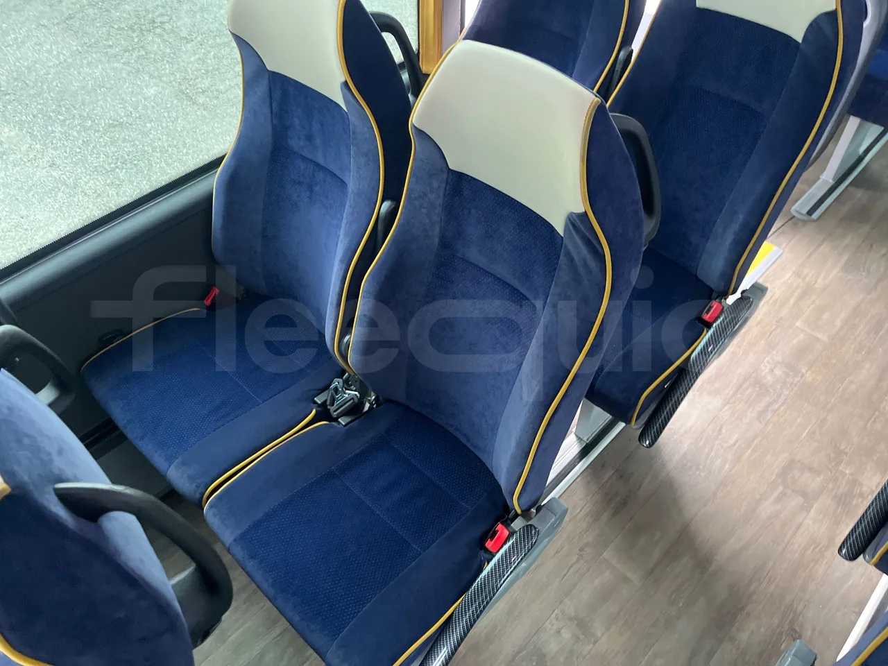 Iveco Indcar Next - EUR6 - 185kW - 9.390m - single seat detail