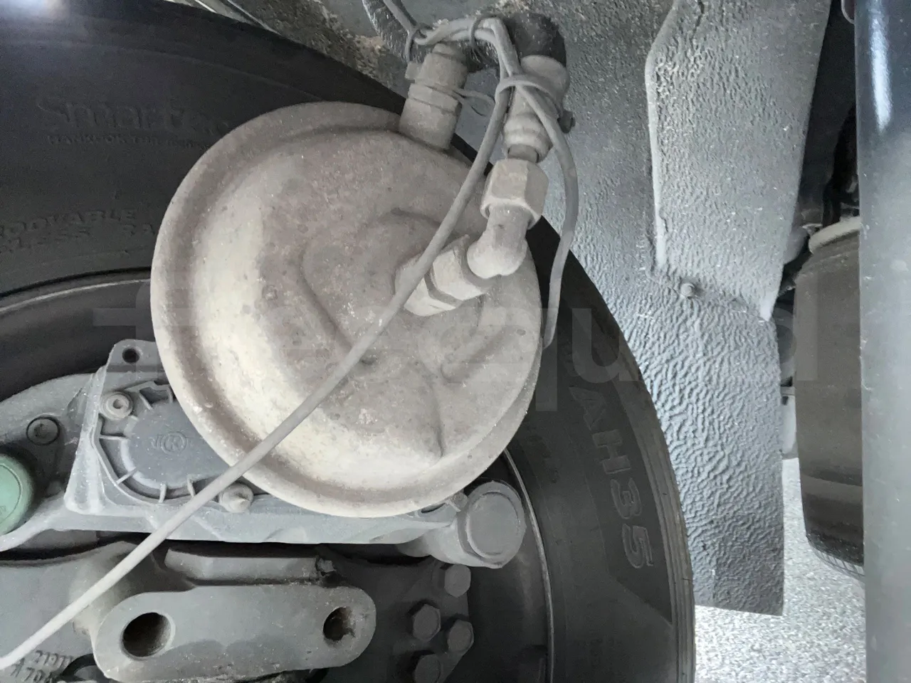 Iveco Indcar Next - EUR6 - 185kW - 9.390m - front brake calipers left