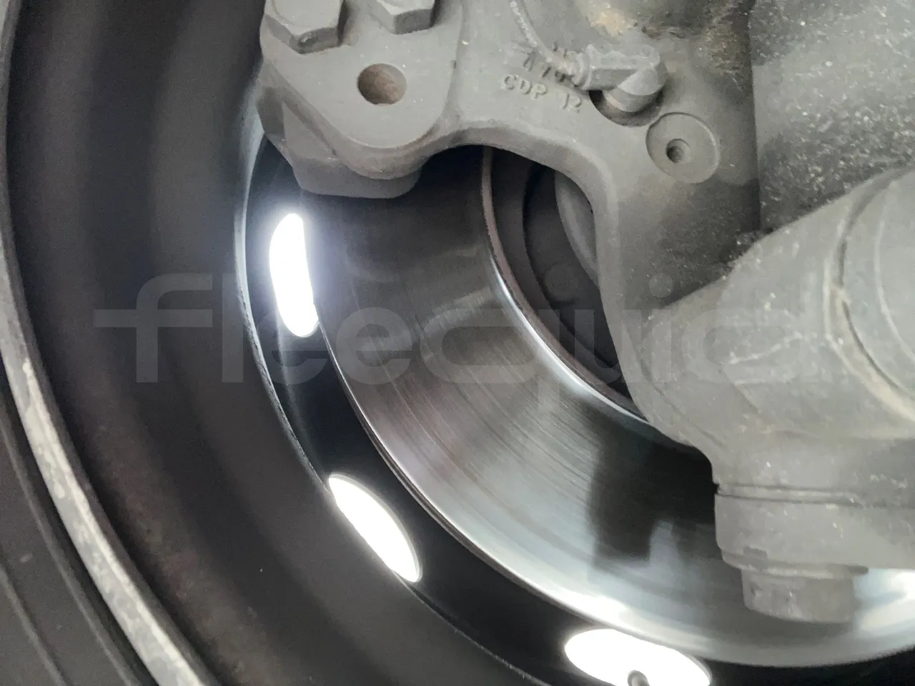 Iveco Indcar Next - EUR6 - 185kW - 9.390m - front discs left