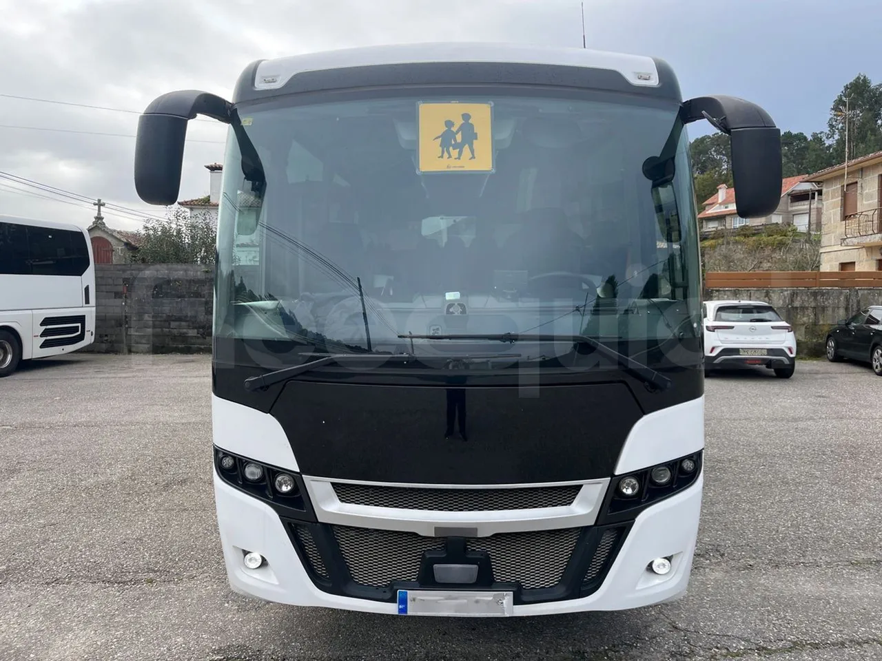 Iveco Indcar Next - EUR6 - 185kW - 9.390m - front photo