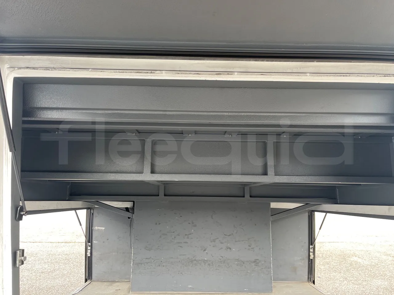 Iveco Indcar Next - EUR6 - 185kW - 9.390m - internal frame rust check