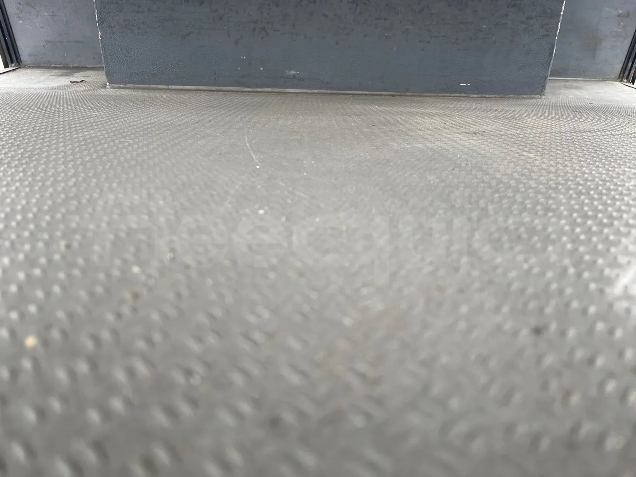 Iveco Indcar Next - EUR6 - 185kW - 9.390m - under carpet photo